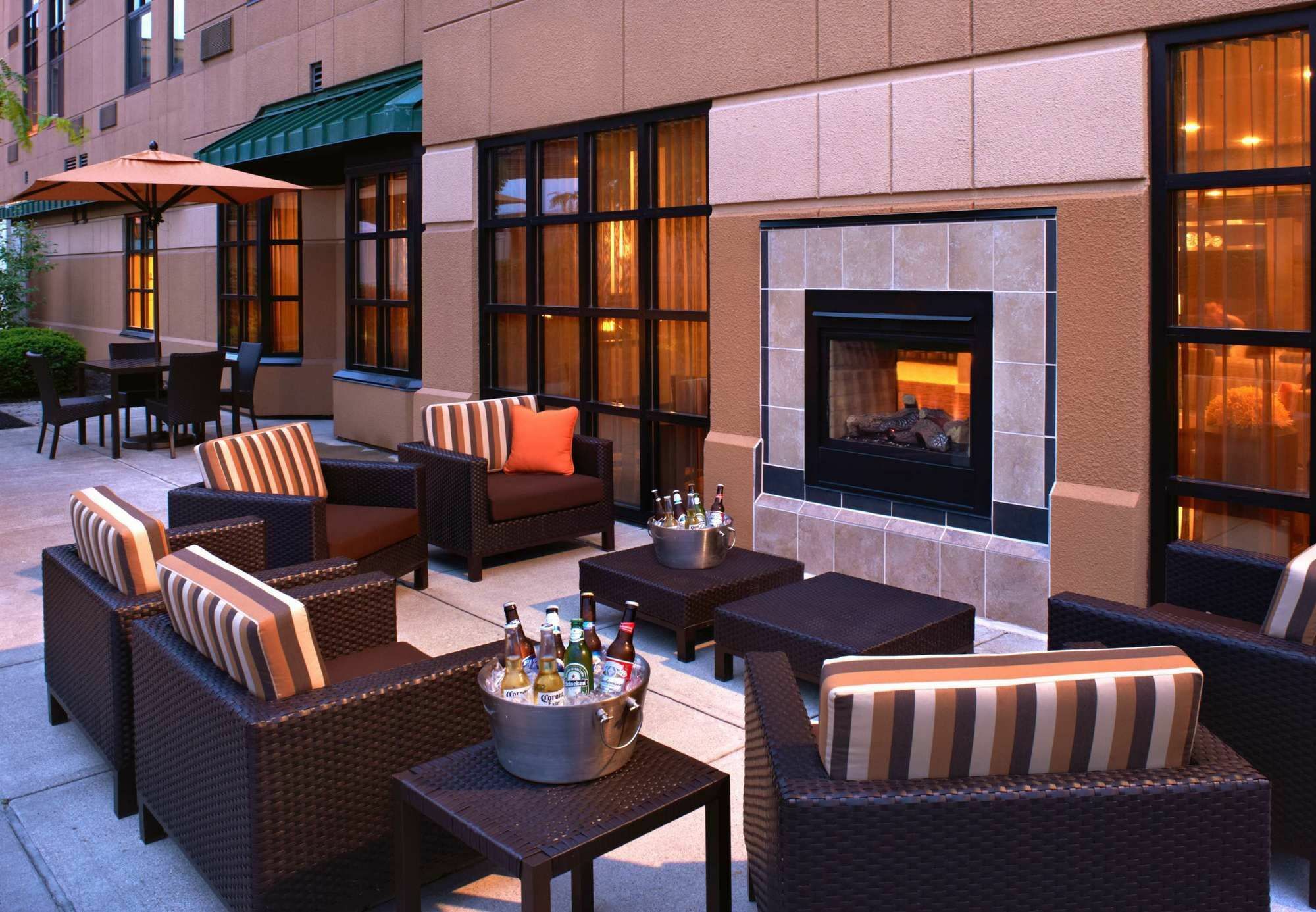 Courtyard Cincinnati Covington Exteriér fotografie